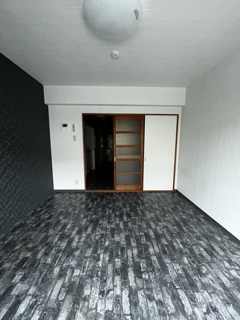 居室・リビング　別部屋参考写真です