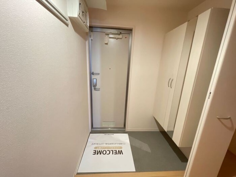 玄関　図面と現状に相違がある場合には現状を優先
