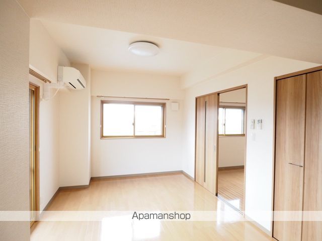 レガート白虎の居間写真