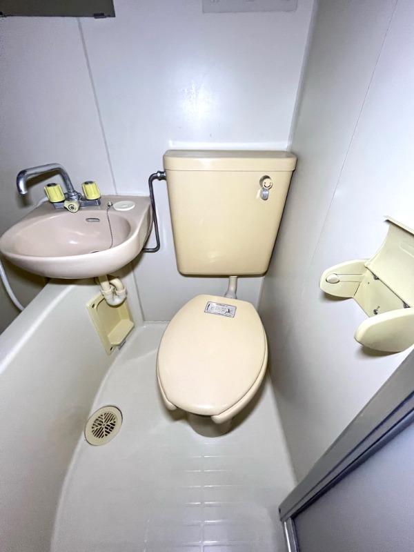 トイレ　別部屋参考写真