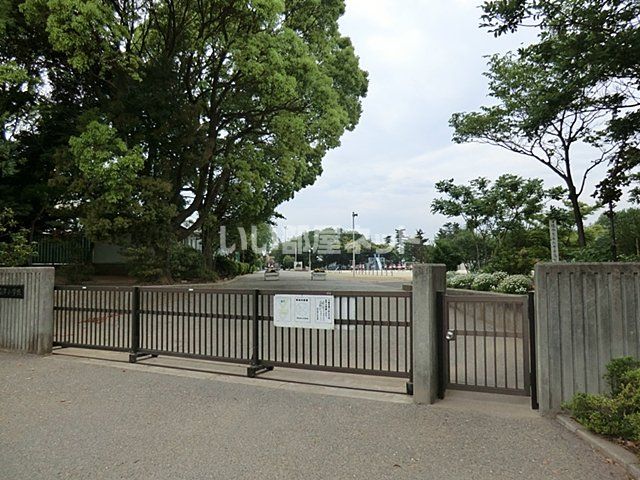 小学校　佐倉市立西志津小学校（小学校）まで446m