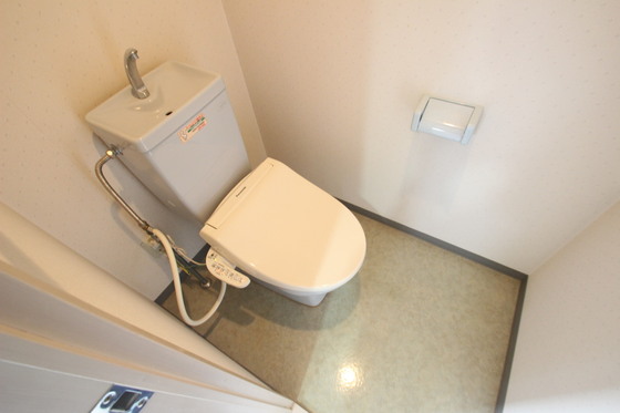 トイレ　※別部屋の写真です