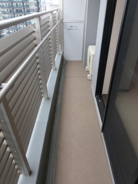 バルコニー　バルコニー