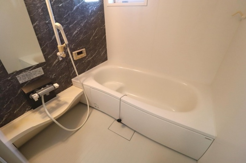 バス・シャワールーム　図面と現状に相違がある場合には現状を優先