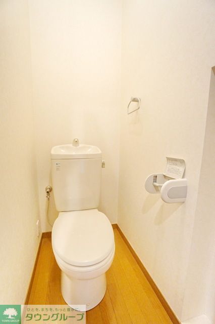 トイレ　同物件別部屋写真