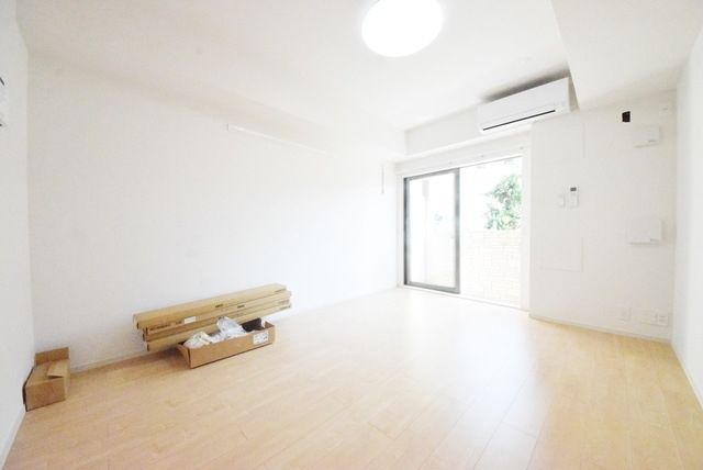 居室・リビング　★★ゆとりある広々したお部屋★★