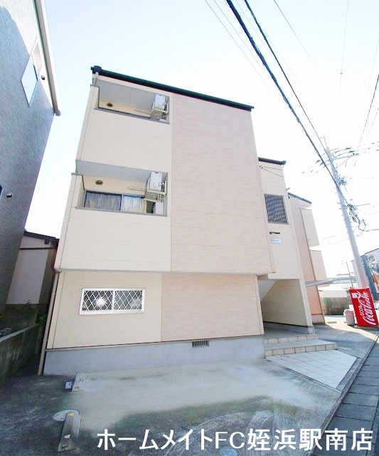 建物外観　★駅も買い物も徒歩圏内♪★