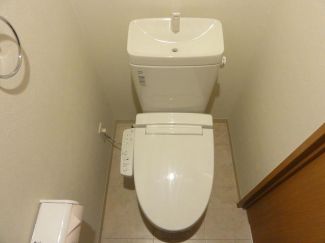 トイレ　別タイプのお部屋の為、イメージになります