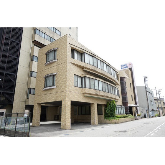 病院　丘生会岡田産科婦人科病院（病院）まで1258m