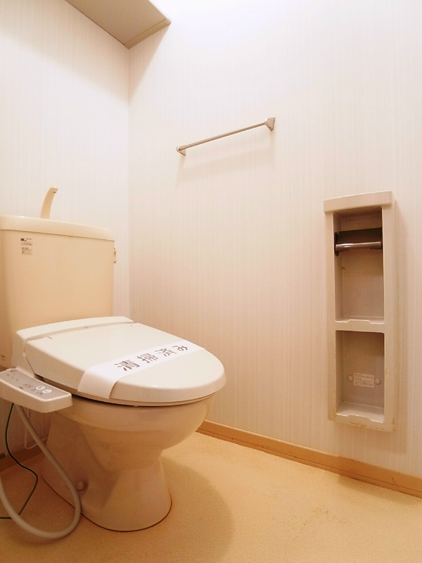 トイレ　☆ウォシュレット付き暖房便座
