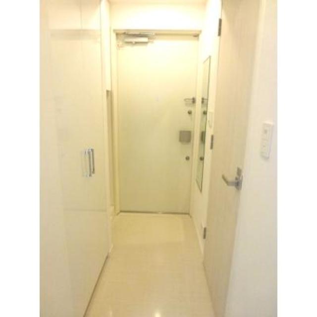 玄関　※写真は同タイプ住戸です。