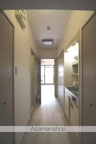 西鉄天神大牟田線 西鉄平尾駅 徒歩8分 11階建 築37年のトイレ写真