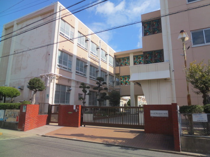 小学校　名古屋市立高木小学校（小学校）まで534m