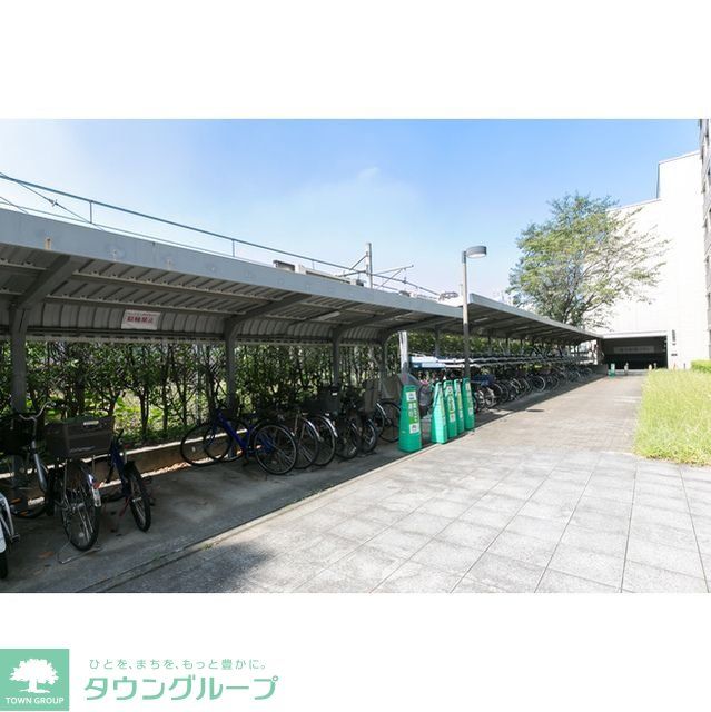 アーバンライフ目白駅前の外観写真