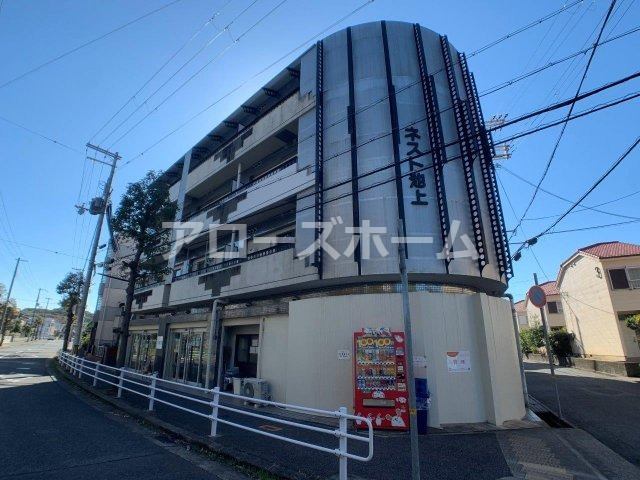 建物外観　※室内写真は同間取りの別室です。