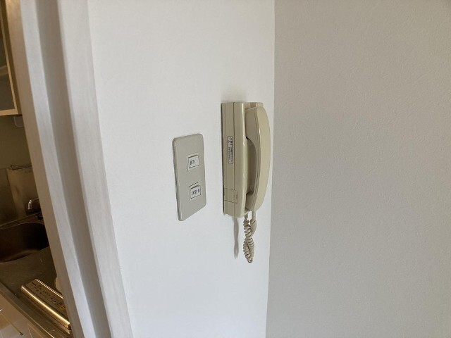 セキュリティ　インターホン付き