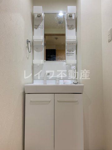 洗面設備　忙しい朝には欠かせない洗面所です
