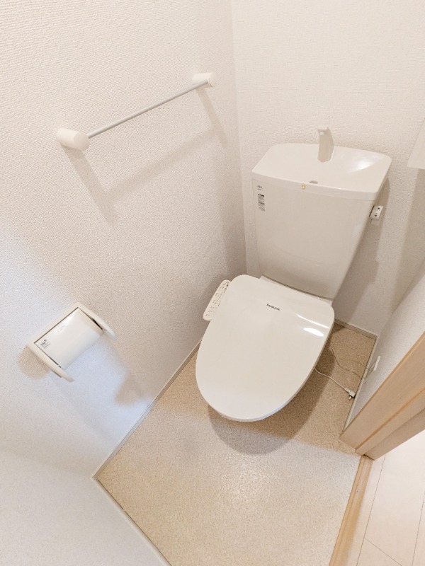 トイレ　図面と現状に相違がある場合には現状を優先