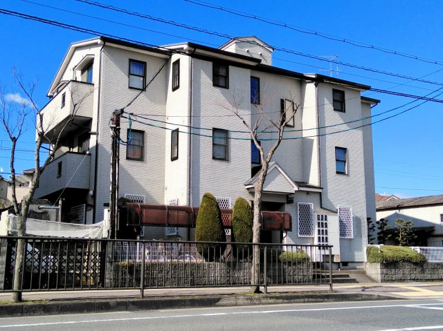 西川ハイツの外観写真