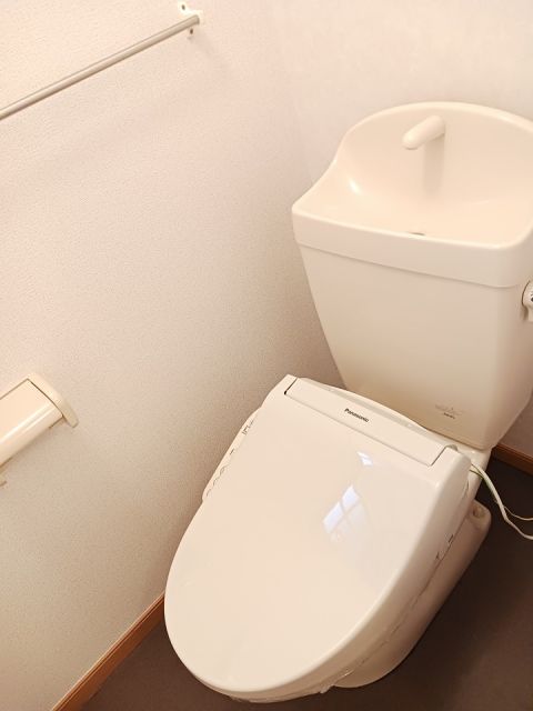 ティンカーベルCのトイレ写真