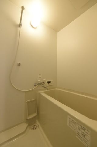 バス・シャワールーム　Ｌ’ｉｄｅａｌ成増　II　板橋区成増２