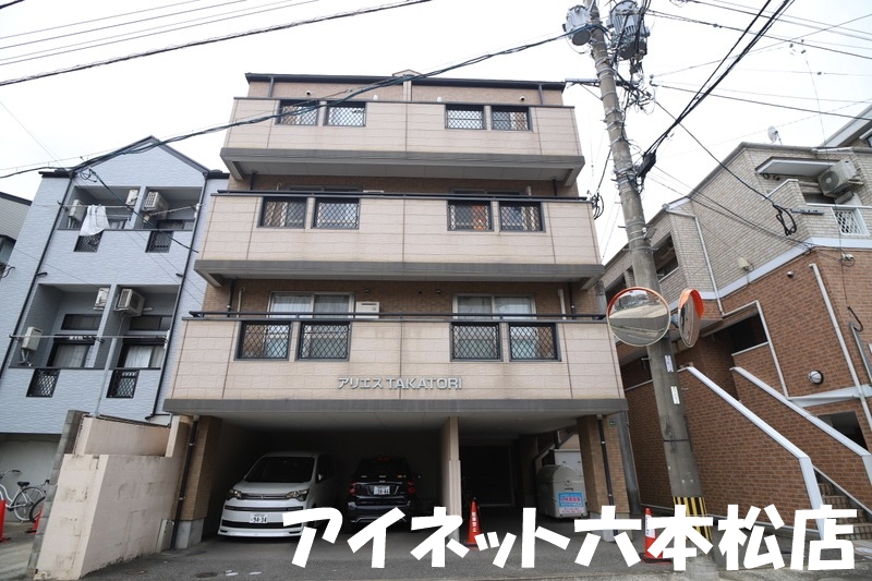 建物外観　最寄り駅徒歩9分圏内の人気マンション