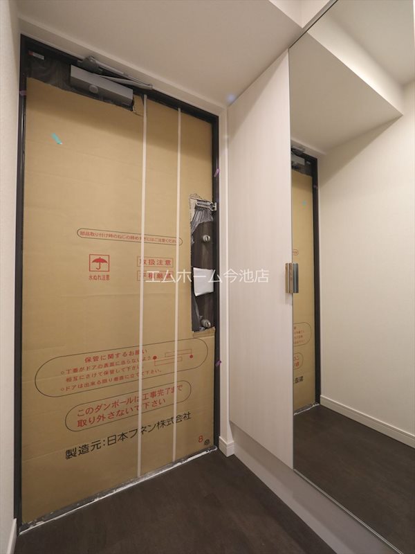 玄関　玄関　シューズボックス充実