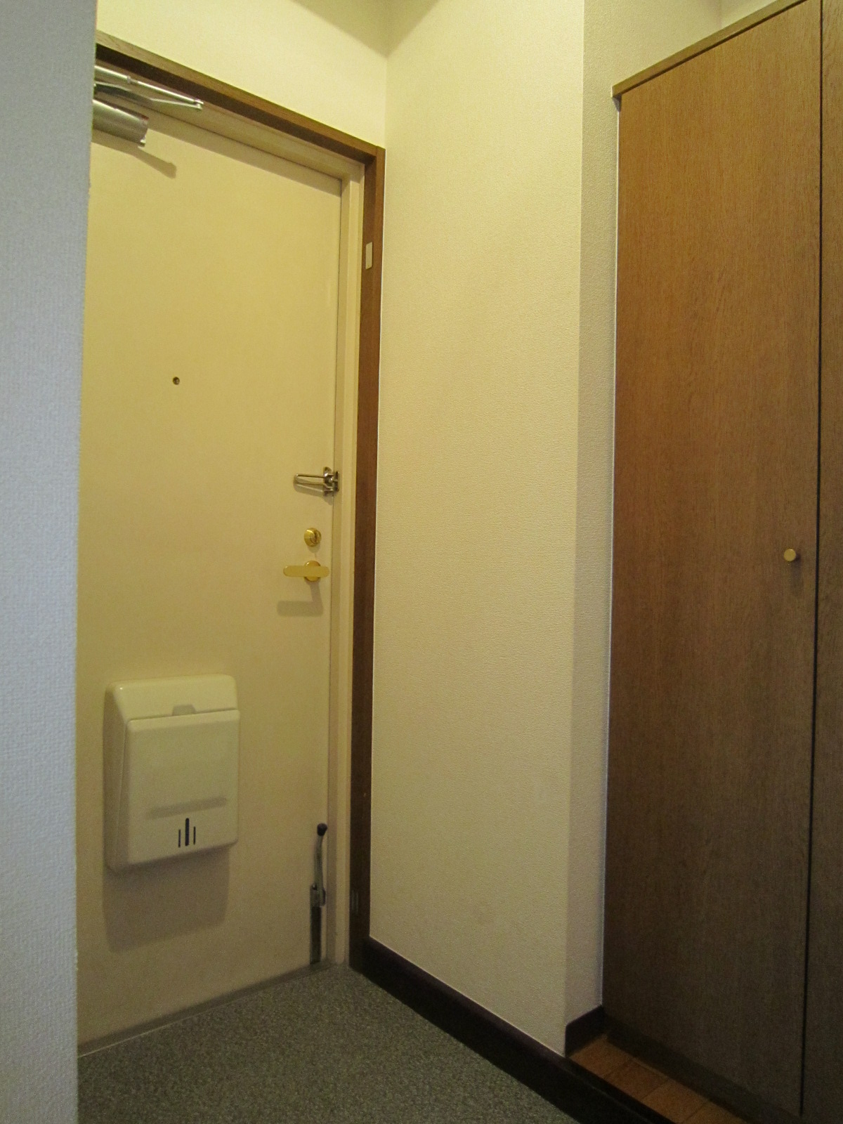 玄関　玄関