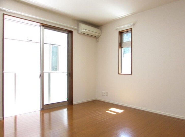 居室・リビング　広めな8.1帖