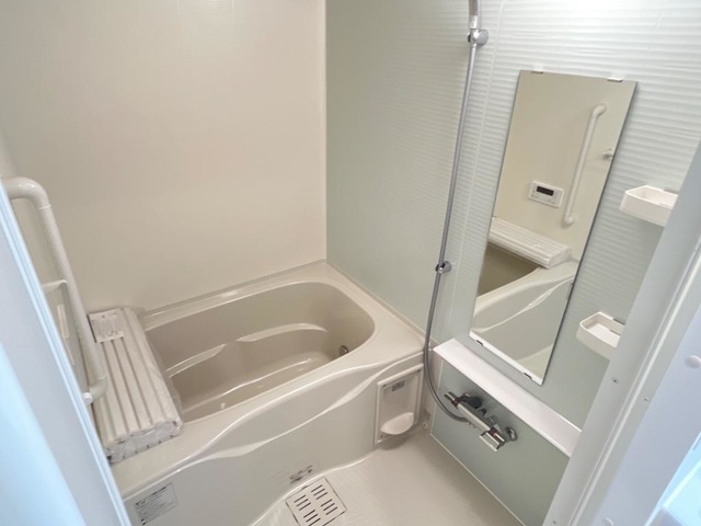 バス・シャワールーム　バス(イメージ)