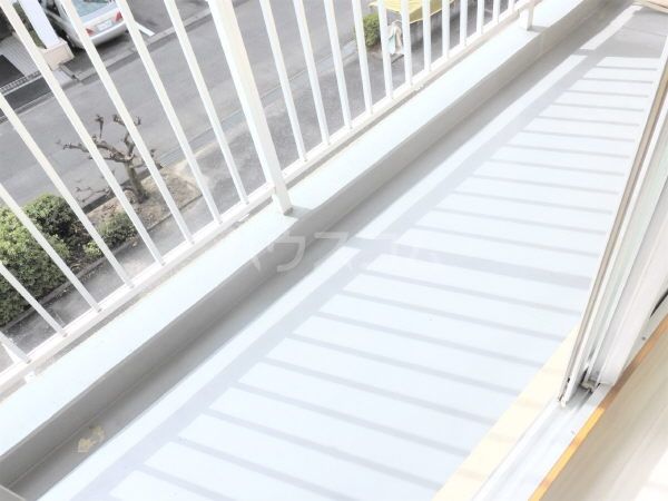 【刈谷市築地町のマンションのバルコニー】