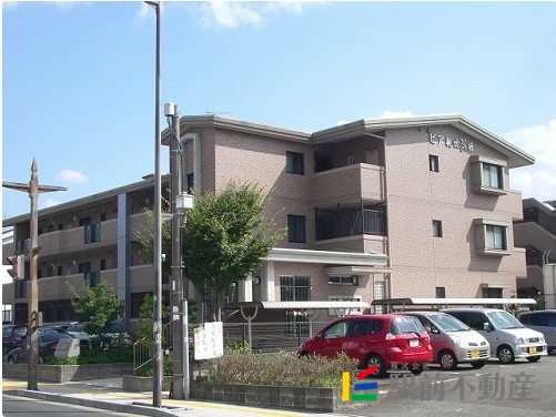 【太宰府市観世音寺のマンションの建物外観】