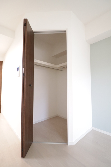 収納　ウォークインクローゼット付！