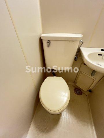 トイレ　コンパクトで使いやすいトイレです