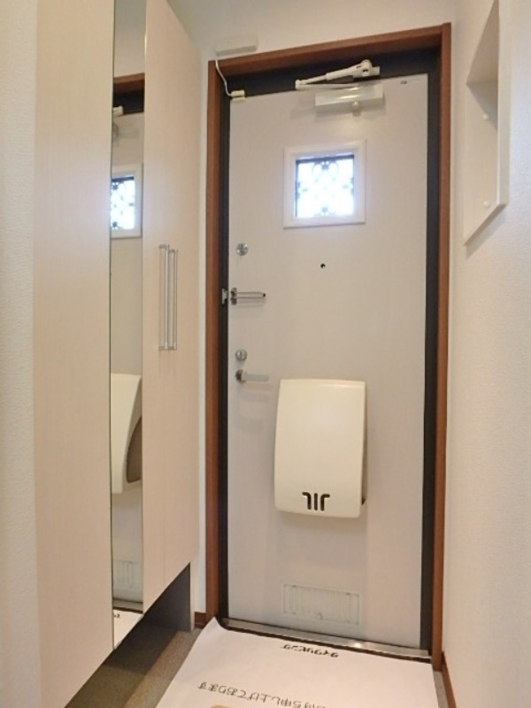 玄関　図面と現状に相違がある場合には現状を優先