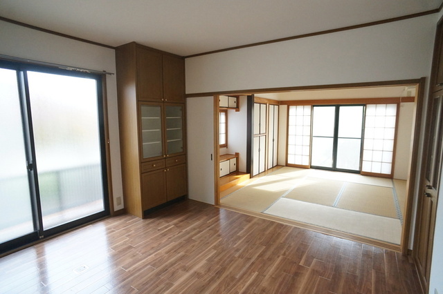 居室・リビング　ＤＫ９．６畳※２０２３年１１月撮影