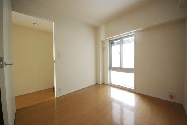 その他部屋・スペース　★5帖の洋室★