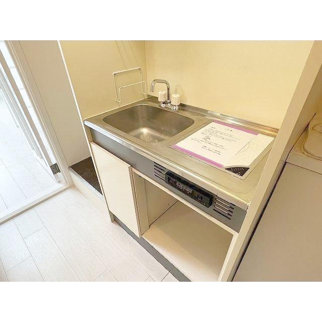 キッチン　IHコンロ付き