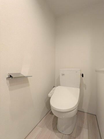 トイレ　写真は同タイプ住居です。