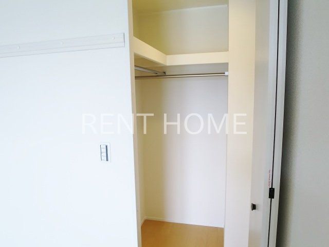 収納　ウォークインクローゼット