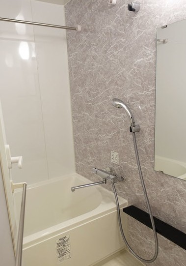 バス・シャワールーム　☆ゆっくりくつろげるお風呂☆