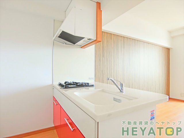 キッチン　システムキッチン完備