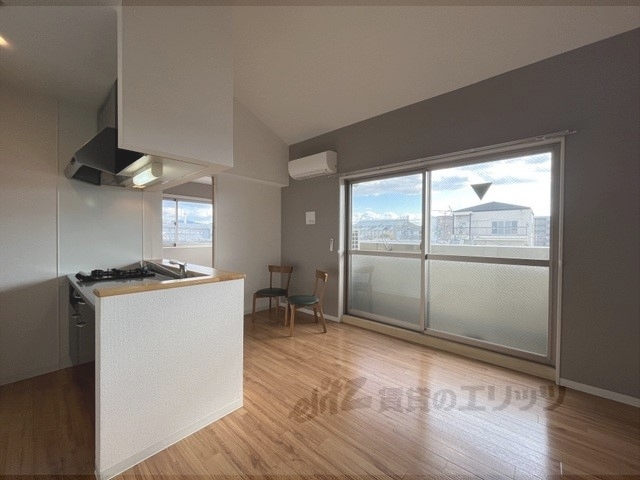 居室・リビング　リビング