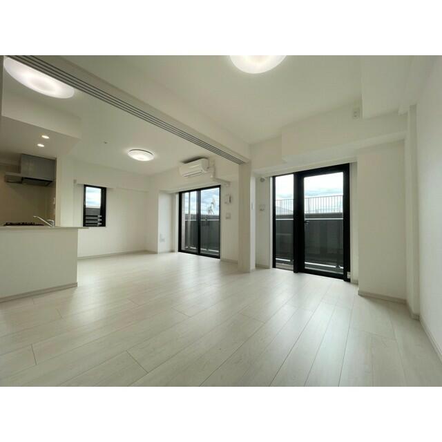 居室・リビング　※参考写真（同タイプ・別部屋）