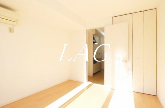 居室・リビング　洋室のお部屋です。