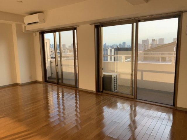 居室・リビング　ゆったり過ごせる居間です