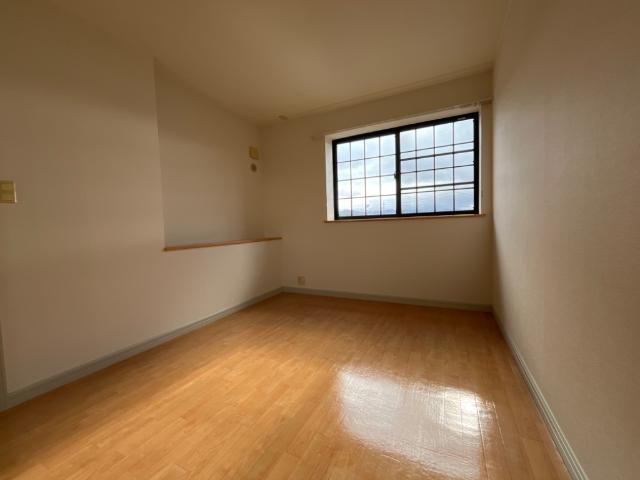 居室・リビング　室内