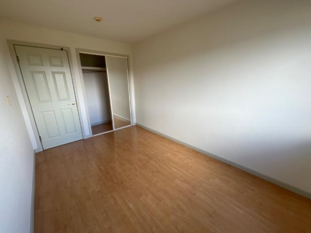 居室・リビング　室内