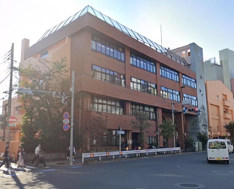 小学校　台東区立根岸小学校（小学校）まで650m