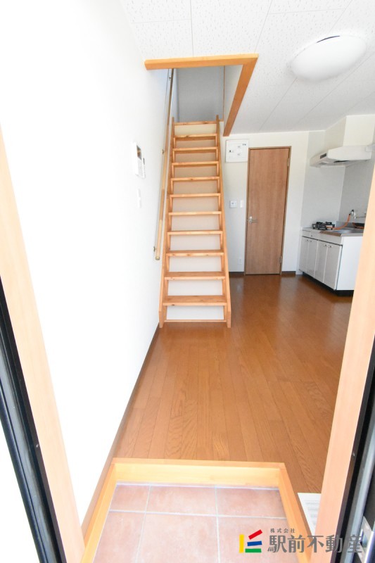 玄関　同タイプ別物件